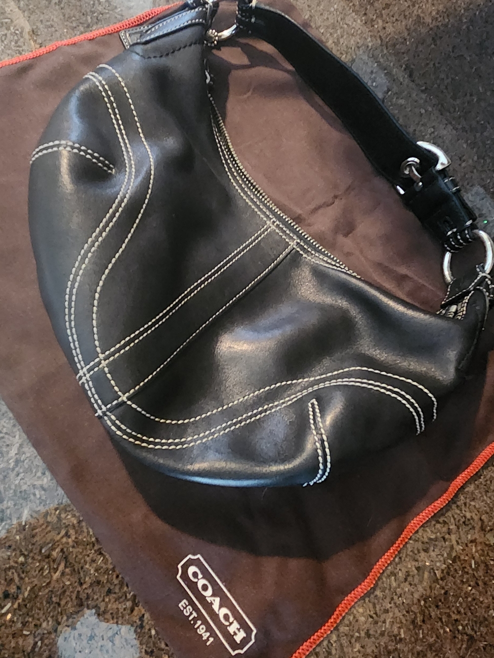 Coach Black Leather Hobo with White Contrast Stitching - Picture 2 of 6